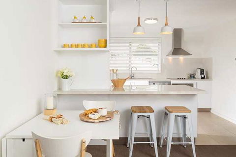 Living In Luxury Central & Sophisticated - Accommodation ACT 3