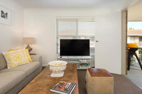 Living In Luxury Central & Sophisticated - Accommodation ACT 1