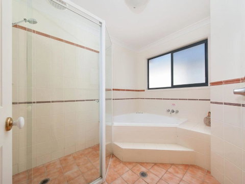 Portovenere Fishermans Bay - Accommodation ACT 4