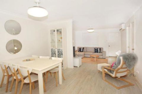 Unit 1 / 14 Tamarindus Street Marcoola Beach Pet Friendly 300 BOND Linen Supplied - Accommodation ACT 2