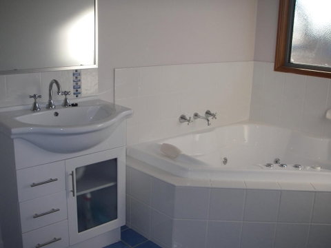 The Real McCoy Holiday Accommodation - Accommodation ACT 6