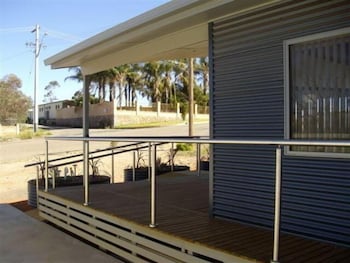 The Real McCoy Holiday Accommodation - Accommodation ACT 0