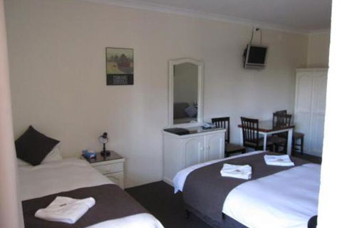 Aussie Settler Motel - Accommodation ACT 2