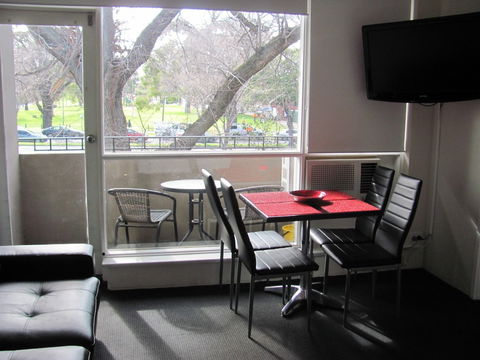 Apartments On Flemington - Accommodation ACT 3