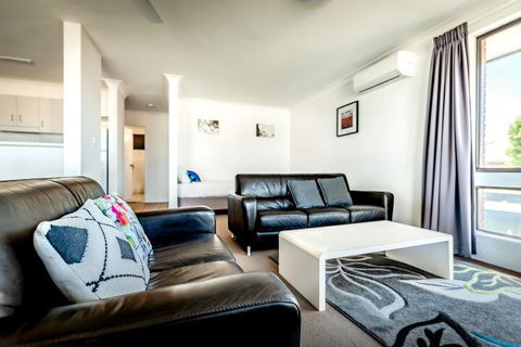 Coffs Harbour Holiday Apartments - Accommodation ACT 5