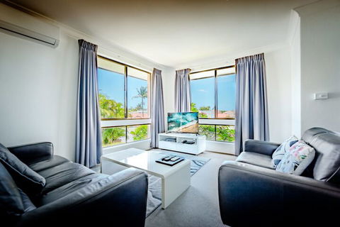 Coffs Harbour Holiday Apartments - Accommodation ACT 3