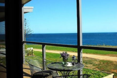 The Rookery At Christmas Cove - Accommodation ACT 7