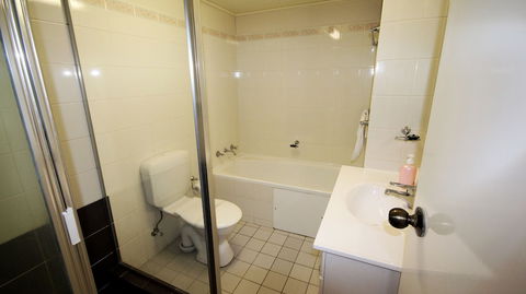 Tradewinds Apartments - Accommodation ACT 6