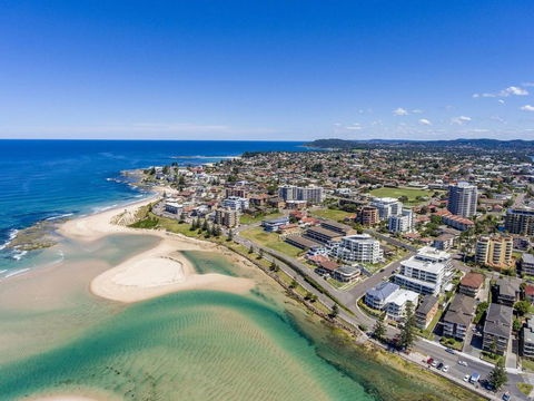 Beachcomer Unit 1 The Entrance NSW - Accommodation ACT 5