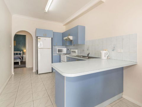 Sea Spray Apartments Unit 4 - Accommodation ACT 6