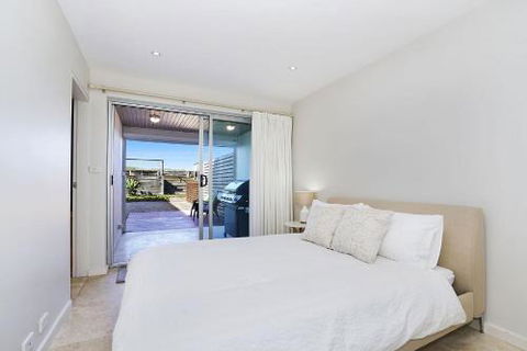 Perfect Beach Front Duplex The Entrance North - Accommodation ACT 2
