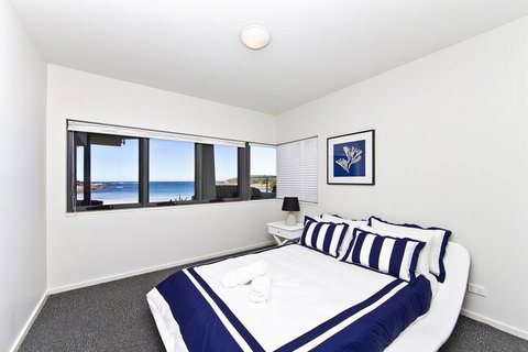 Sails On The Beachfront Exclusive Seaside Home - Accommodation ACT 2