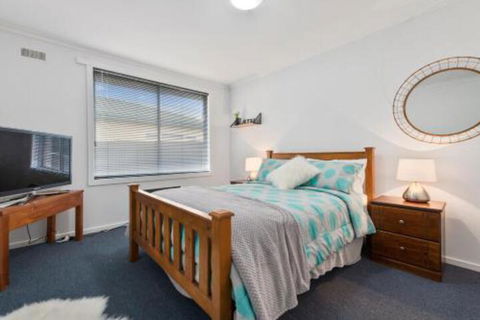 Elkie Villa 2 Bedroom Unit Burnie - Accommodation ACT 2