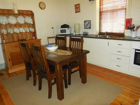Amalie Cottage Waikerie Unit 1 - Accommodation ACT 4