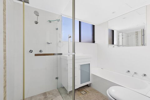 Sundowner Apartment 10 - Accommodation ACT 4