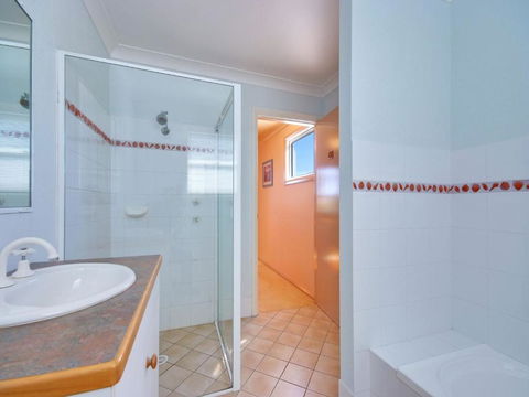 Salt Water At Fingal Bay - Accommodation ACT 5
