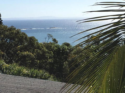 Cylinder Palms - Accommodation ACT 6