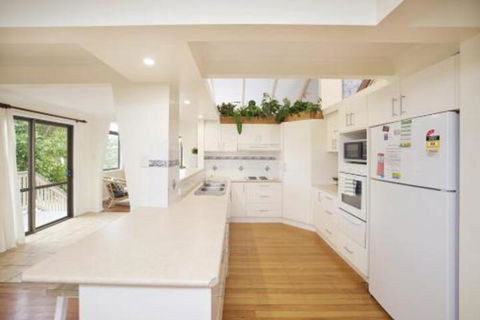 Straddie House - Accommodation ACT 2