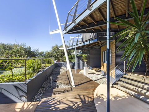 Saltwater Unit 1 - Accommodation ACT 4