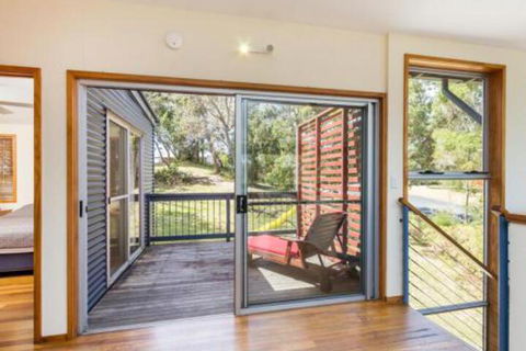 Blue Poles (Pets Allowed) - Accommodation ACT 4