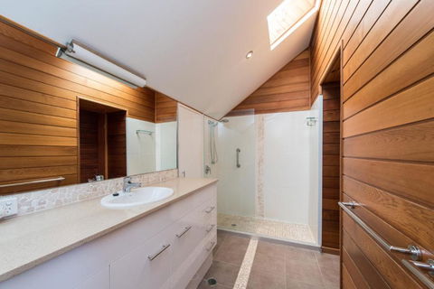 52 Tramican Street - Accommodation ACT 3