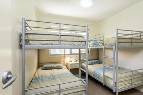 At Melaleuca 3 - Accommodation ACT 4