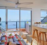 5 Casuarinas 33 Soldiers Point Road superb waterfront unit - Accommodation ACT