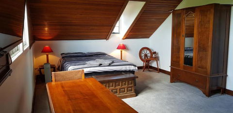 Barrington Church B & B - Accommodation ACT 4