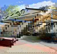 Young Tourist Park - Accommodation ACT