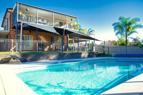 Magnificent Lakeview House Long Jetty - Accommodation ACT 0