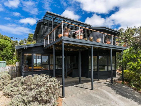 NICHE On NOBLE Ever Changing Vista - Accommodation ACT 5