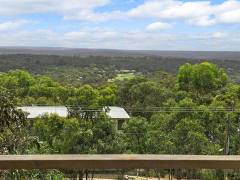 NICHE On NOBLE Ever Changing Vista - Accommodation ACT 3