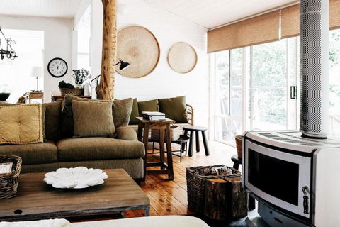 Braebrook Stunning Farm House! - Accommodation ACT 2