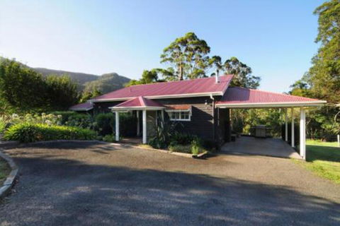 Willabrook Retreat Rest Cottage Spoil Yourself! - Accommodation ACT 5