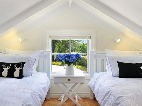 Duncraig House Open Fireplace Spa Pet Friendly - Accommodation ACT 5