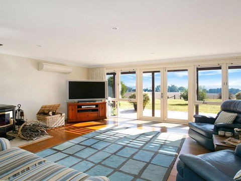 Warrington Park Bendooley Hill - Accommodation ACT 3
