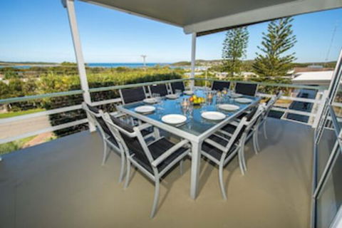 Fingal Bay Beach House 32 Lentara Street - Accommodation ACT 0