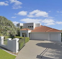 Castaways Beachside Family Retreat 44 Driftwood Drive - Accommodation ACT