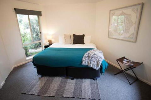 MONREPOS - Accommodation ACT 5