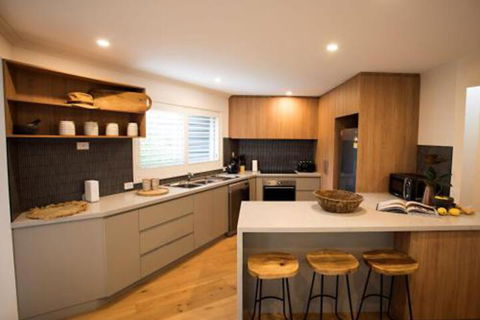 MONREPOS - Accommodation ACT 0