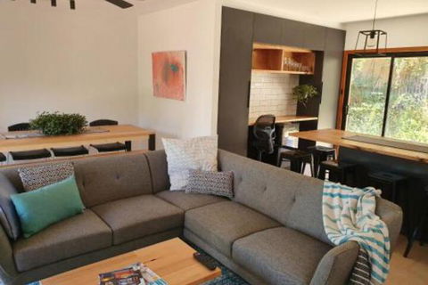 Seacliff Park Holiday Home - Accommodation ACT 2