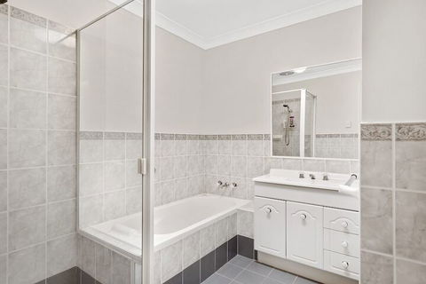 Farm Road, 6A - Accommodation ACT 1
