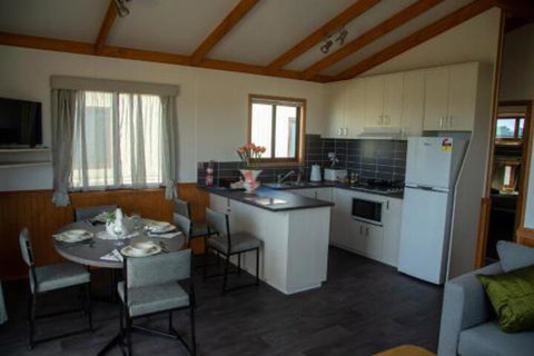 OMARU FARM STAY - Accommodation ACT 3