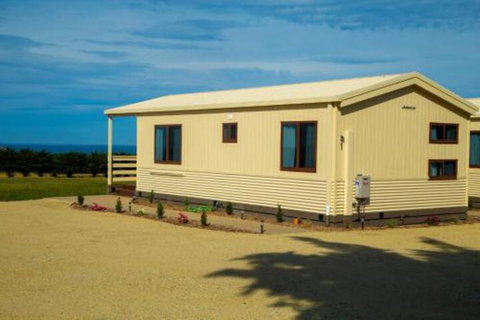 OMARU FARM STAY - Accommodation ACT 0