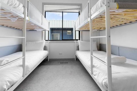 Spacious 3bedrooms Big House@mitcham - Accommodation ACT 5