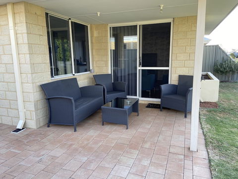 Byford House In The Glades - Accommodation ACT 3