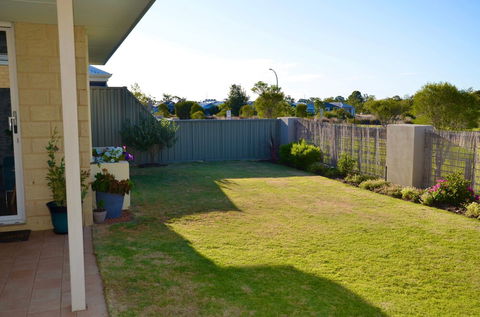 Byford House In The Glades - Accommodation ACT 6
