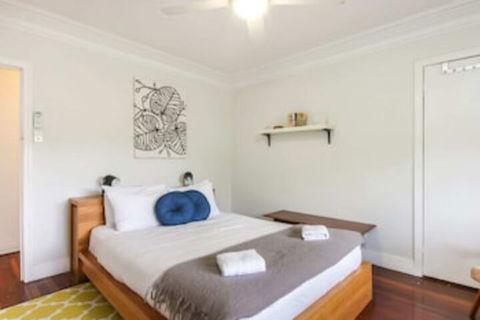 Pembroke On The Park Cottage - Home Away From Home - Accommodation ACT 0
