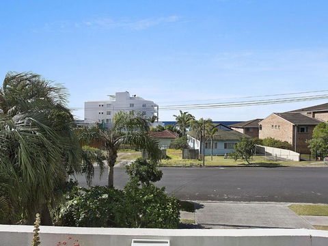Ocean Palms Unit 2 The Entrance NSW - Accommodation ACT 5