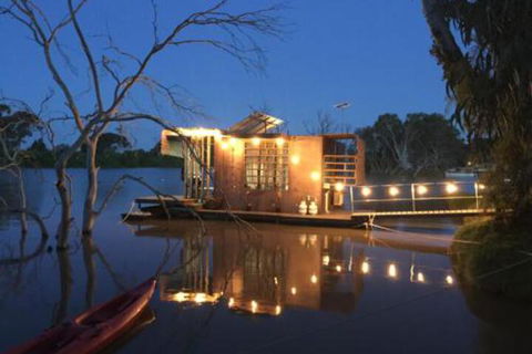 Bills Boathouse - Accommodation ACT 0